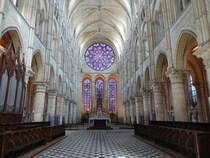 Laon, Chor mit Chorgesthl und Altar in der Kathedrale Notre Dame (09.07.2016)