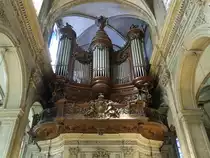 Cambrai, Orgel in der Kathedrale Notre Dame de Grace, erbaut 1897 durch die Orgelwerkstatt Pierre Schyven, Orgelprospekt von Aim�-Joseph Carlier (15.05.2016)