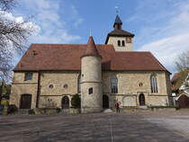 Asperg, Ev. St. Michael Kirche, Chorturmkirche, erbaut von 1556 bis 1557 (10.04.2016)