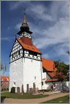 Der Turm der Nex� kirke stammt aus dem 18. Jahrhundert. 26.08.2016