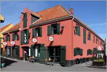 Svaneke. Das Pakethus in der Fu�g�ngerzone. 26.08.2016