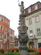 Zittau. Einer der vielen Brunnen, hier am Markt im Sommer 2004