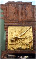 Bremen. Oberhalb des Eingangs zur Bttcherstrae befindet sich das Fassadenrelief  Der Lichtbringer  von Bernhard Hoetger. 07.09.2016