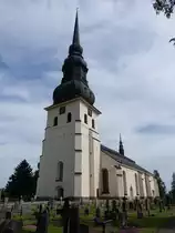 Stora Tuna, Ev. Kirche, erbaut ab 1469, Kirchturm von 1917 (16.06.2016)