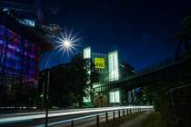 
Berlin Kreuzberg. U-Bahnhof Gleisdreieck bei Nacht!


 Am 2.10.2016 aufgenommen in Berlin Kreuzberg. U-Bahnhof Gleisdreieck . Links das Gebude ist das Technikmuseum angeleuchtet wegen das Lichterfest in Berlin.
