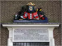 Urk. Tafel �ber dem Eingang der Kerkje an de Zee. 04.10.2016