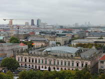 Das Zeughaus gesehen vom Kuppelgang des Berliner Dom am 06. Oktober 2016.

