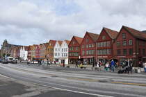 BERGEN (Fylke Vestland, bis 31.12.2019 Fylke Hordaland), 10.09.2016, Blick auf Bergens altes Hanseviertel Bryggen