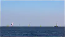 Der Offshore-Windpark Nordergr�nde wird in der Au�enweser zwischen den Leuchtt�rmen Alte Weser (links im Bild) und Tegeler Plate (nicht im Bild) errichtet. 31.08.2016