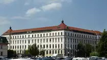 Ljubljana, zur Universit�t geh�rendes Lehrgeb�ude im Stadtzentrum, Juni 2016