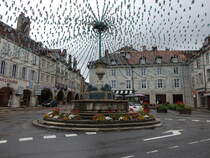 Arbois, Arkadenhuser aus dem 18. Jahrhundert am Place de la Liberte (17.09.2016)