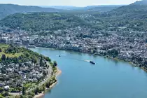Boppard (Rhein-Hunsr�ck-Kreis) und links Filsen (Rhein-Lahn-Kreis) am Rhein - 23.08.2016