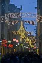 Die Stra�e Nieuwendijk in Amsterdam. Aufnahme: 3. Januar 2017.