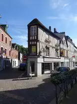 Bernay, H�user in der Rue Gambetta (15.07.2016)