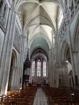 Evreux, Mittelschiff der Saint-Taurin Kirche (15.07.2016)