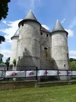 Vernonnet, Chateau de Tourelles in der N�he des Seine-Ufer (15.07.2016)