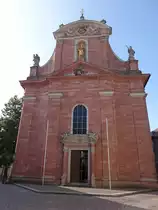 Aschaffenburg, Kirche zu unsere lieben Frau, erbaut von 1768 bis 1775 durch den Baumeister Franz Boccorny, barocke Saalkirche (18.07.2016)