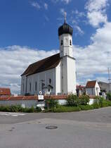 Happing, St. Martin Kirche, erbaut von 1676 bis 1679 durch Hans Mayr (03.07.2016)