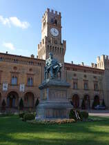 Busseto, Verdi Denkmal vor dem Palazzo Orlandi (10.10.2016)
