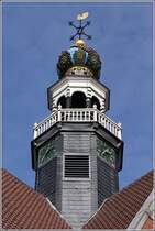 Emden. Dachreiter der Neuen Kirche. Die Neue Kirche wurde in den Jahren 1643 bis 1648 errichtet. Der sechseckige Dachreiter wird durch eine Nachbildung der Habsburger Kaiserkrone Rudolph II. bekrnt.
10.03.2017