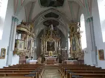 Nu�dorf am Inn, Alt�re und Kanzel in der St. Vitus Kirche (03.07.2016)