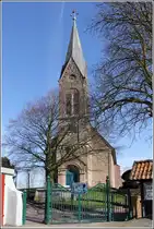 Butjadingen. Die St. Laurentis-Kirche in Langwarden wurde in der zweiten H�lfte des 12. Jahrhunderts auf einer Wurt errichtet. 1825 diente die Kirche Carl Friedrich Gau� bei der nach ihm benannten  Gau�schen Landesaufnahme eine Rolle, war sie doch ein Me�punkt der Triangulation des K�nigreichs Hannover. Auf den von 1992 bis 2001 g�ltigen 10-DM-Scheine wurde daran erinnert.
24.03.2017