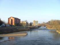 Blick auf die Neisseterassen mit ehem. Klosterschule (links) heute Amtsgericht Cottbus, Aussenstelle Guben.