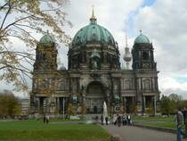 Berliner Dom im regnerischen Herbstwetter. 29.10.06