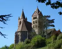 Breisach, Blick von der St.Josephskirche hinauf zum St,Stephansmnster auf dem Burgberg, April 2017