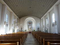 Mamming, Innenraum der St. Margaretha Kirche, Ausstattung von  Josef Henselmann und seinen Schlern (21.11.2016)