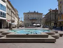 Rijeka, Brunnen am Jadranski Platz in der Altstadt (30.04.2017)