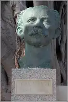 C�diz. Ein Denkmal zu Ehren des kubanischen Poeten und Nationalhelden Jose Marti steht an der Uferpromenade am Nordufer der Altstadt. 19.04.2017 