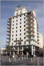 C�diz. Das Edificio F�nix (Diario de C�diz) wurde 1957 an der Plaza San Juan de Dios errichtet. 19.04.2017