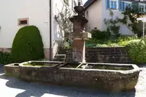 Heimbach, Brunnen von 1851 am Marktplatz, Mai 2017