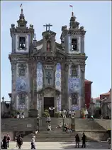 Porto. Die Igreja Paroquial de Santo Ildefenso ist ebenfalls mit Azulejos geschm�ckt. 22.04.2017 