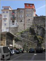 Porto. Vom Largo do Colgio fhren Treppen weiter hinauf zur S. 22.04.2017