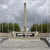 Brest. Blick aus der Rue de Siam zum Square Mathon. 25.04.2017