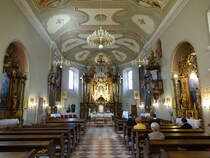 Osijek, barocker Innenraum der Franziskanerkirche St. Kriza (02.05.2017)