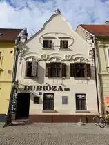 Osijek, Bar Dubioza in der Stra�e Franje Kuhaca in der Altstadt Trvda (02.05.2017)