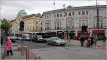 Cork. Kaufh�user an der St. Patrick's Street. 27.04.2017