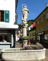 Tiengen, historischer Brunnen in der Hauptstra�e, aufgestellt 1845, Sept.2015