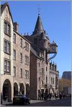 Edinburg. Das Canongate Tolbooth wurde 1591 erbaut. Es diente als Gefngnis, Verwaltungs- und Gerichtsgebude. Heute beherbergt es das  The People's Story Museum . 03.05.2017