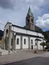 Pontebba, dreischiffige gotische Pfarrkirche Santa Maria Maggiore, erbaut bis 1504 durch den Architekten Johann Komauer (05.05.2017)