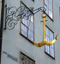 Einsiedeln, Haus  Zum Anker , in der Hauptstra�e, Mai 2017