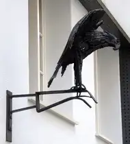 Einsiedeln, Haus  Zum Falken , in der Hauptstra�e, nach Brand neu errichtet 1680, Mai 2017