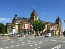 Die Historische Stadthalle in Wuppertal (NRW, Juli 2017) bei einem Rundgang durch die Stadt.