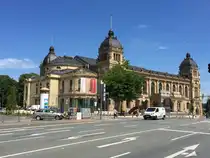 Die Historische Stadthalle in Wuppertal (NRW, Juli 2017) bei einem Rundgang durch die Stadt.