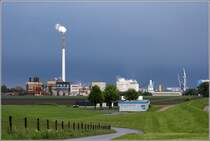 Nordenham-Blexen. Das Chemiewerk der Kronos Titan GmbH nach einem Gewitter. 13.05.2017