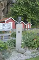 Ingrid-Bergman-Denkmal in Fj�llbacka. Die weltber�hmte schwedische Schauspielerin machte regelm��ig auf der Insel Danholmen vor Fj�llbacka Urlaub. Nach ihrem Tod wurde dort ihre Asche auf See verstreut.
Aufnahme: 4. August 2017.