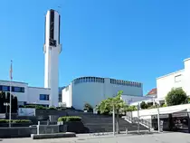 Pf�ffikon SZ, katholische Kirche St. Meinrad (Einweihung 31. Oktober 1965) - 23.06.2016